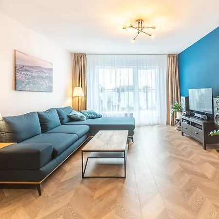 Apartman Palanok S Vyhladom V Centre Nitry Apartment *