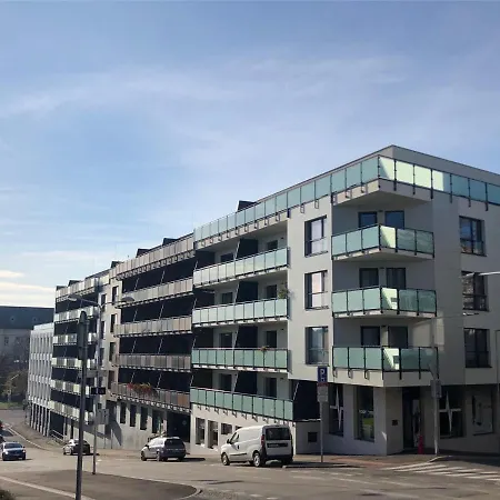 Апартаменты Apartman Palanok S Vyhladom V Centre Nitry *